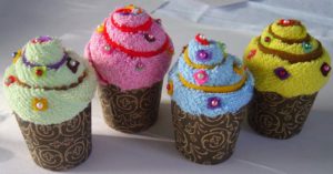 hand towel cup cake