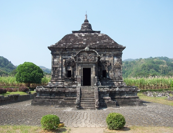 candi banyunibo