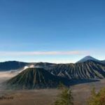 Menikmati Keindahan Bromo dari Dekat