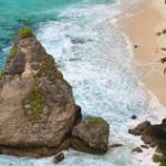 Pantai Suwehan dan Volcom Stone