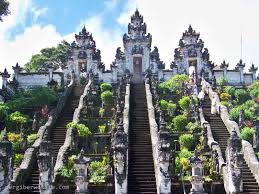 Sejuknya udara Pura Lempuyang